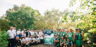 Volunteers composed of MORE Power employees united for a mangrove and tree-planting activity along the coast of Hinactacan, La Paz, Iloilo City.