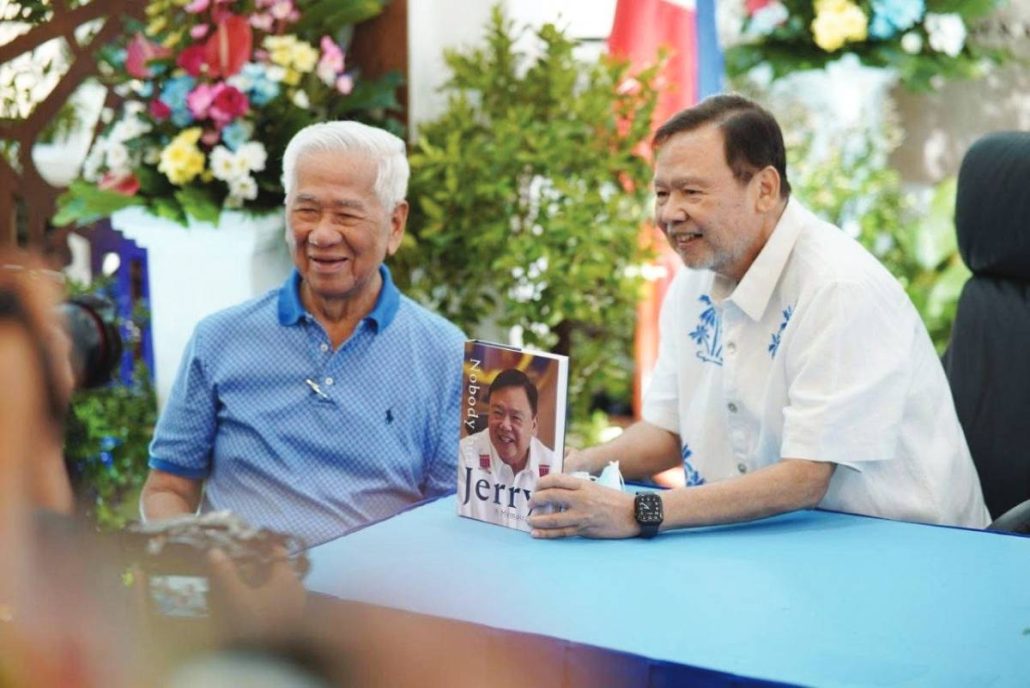 Jerry P. Treñas with Mr. Rogelio Florete Sr. (left), chairman of Florete Group of Companies 
