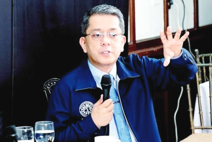 According to the Commission on Elections, Chairman George Erwin Garcia did not take part in deliberations on the election cases filed against senators Francis Escudero and Rodante Marcoleta to avoid potential conflicts of interest and to safeguard the integrity of the process.