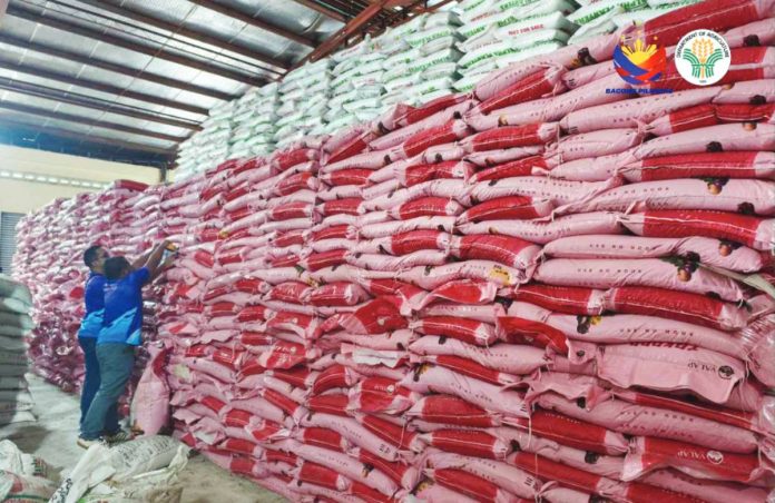 The Fertilizer and Pesticide Authority issues Stop Use, Stop Move, Stop Sale Order against an unregistered fertilizer firm on March 4, 2026. PHOTO COURTESY OF DA