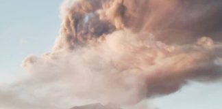 Forest fires raged on the slopes of Mount Kanlaon following a moderately explosive eruption at 6:07 p.m. on March 15, according to the Philippine Institute of Volcanology and Seismology (PHIVOLCS). MJ GUARDIANO/PIA NEGOCC PHOTO