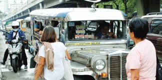 Drivers and operators are being urged to give the Marcos administration time to implement measures aimed at balancing assistance to the transport sector while protecting commuters from additional fare burdens. PNA