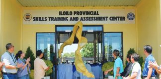 Iloilo’s Gov. Arthur Defensor Jr. and Technical Education and Skills Development Authority secretary-tgeneral Jose Francisco Benitez, together with provincial and TESDA officials, unveil the marker for the Iloilo Provincial Skills Training and Assessment Center inside the Iloilo District Jail in Barangay Nanga, Pototan town on March 15, 2026. The facility will provide vocational training and livelihood skills to persons deprived of liberty to help prepare them for reintegration into society.