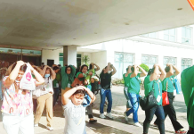 Regular drills could save lives when quake strikes – PDRRMO Emergency responders carry a simulated victim out of the Iloilo Provincial Capitol while employees and visitors evacuate using the “duck, cover, and hold” protocol during the first quarter Nationwide Simultaneous Earthquake Drill conducted by the Provincial Disaster Risk Reduction and Management Office on March 12, 2026. The exercise aimed to strengthen earthquake preparedness and response among government workers and the public. IME SORNITO/PN
