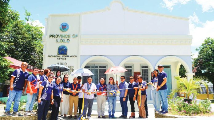 ime teen center copy Provincial officials led by Gov. Arthur Defensor Jr. formally inaugurate the “Rombuhan sang Kasanag Teen Center 2.0” at Alimodian National Comprehensive High School, reinforcing efforts to address teenage pregnancy and promote holistic youth development in Iloilo. BALITA HALIN SA KAPITOLYO PHOTO