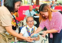 P315-M cash gifts released to 29,791 WV seniors A senior citizen in Western Visayas receives her cash gifts under the Expanded Centenarians Act as the National Commission of Senior Citizens Region 6 disburses over P315 million to nearly 30,000 elderly beneficiaries, honoring milestone ages and lifelong contributions. NCSC-6 PHOTO