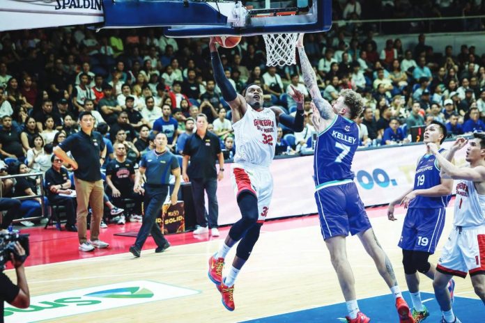 sports Brown copy Barangay Ginebra San Miguel Kings’ Justin Brownlee attacks the basket for a crucial layup. PBA PHOTO