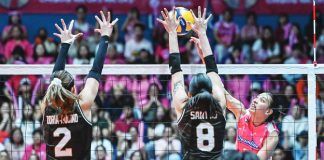 Creamline Cool Smashers’ Alyssa Valdez attacks against Cignal Super Spikers’ Erika Santos. PVL PHOTO