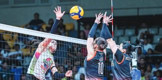 Brooke Van Sickle of Nxled Chameleons attempts to score against Jean Asis of Galeries Tower Highrisers. PVL PHOTO