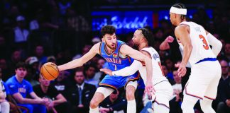 Oklahoma City Thunder center Chet Holmgren (7) is guarded by New York Knicks guard Jalen Brunson (11) during the second half of their match at Madison Square Garden. VINCENT CARCHIETTA-IMAGN IMAGES