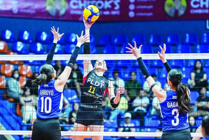 sports_PVL.JPG_resized Kim Kianna Dy is a driving force in the PLDT High Speed Hitters’ sweep win over the ZUS Coffee Thunderbelles. PVL PHOTO