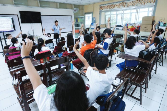 A new school calendars will replace the traditional four grading periods with three academic terms, each structured to provide longer and more continuous teaching cycles. PNA