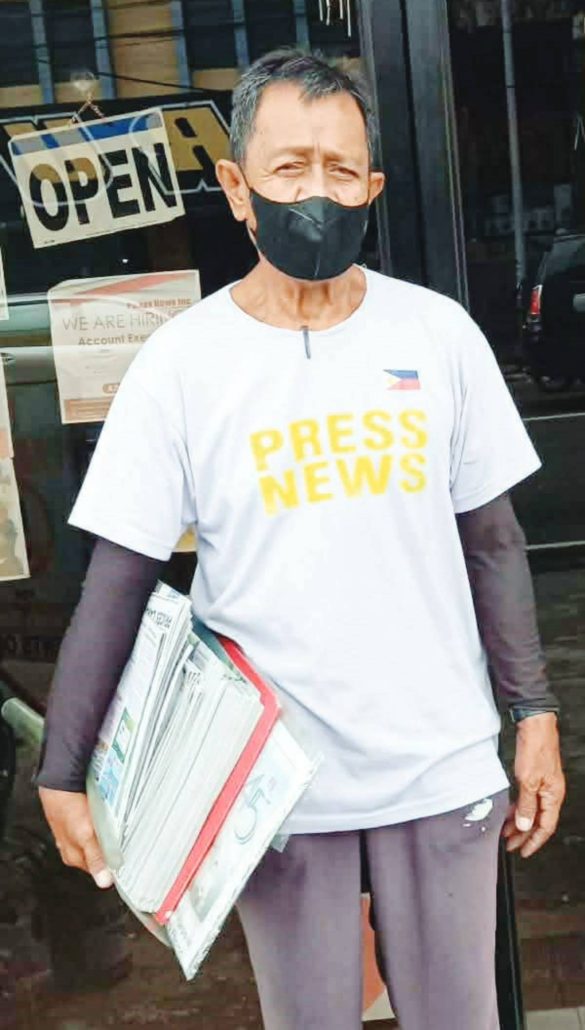 Alex Cordero, 73, from Mansilingan, Bacolod City, has been in the newspaper business for over 40 years, delivering from Northdrive to Lacson.