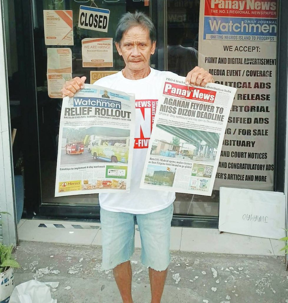 Modesto Dario, 72, from Alijis, Bacolod City, has been a newspaper dealer for nearly 6 years.