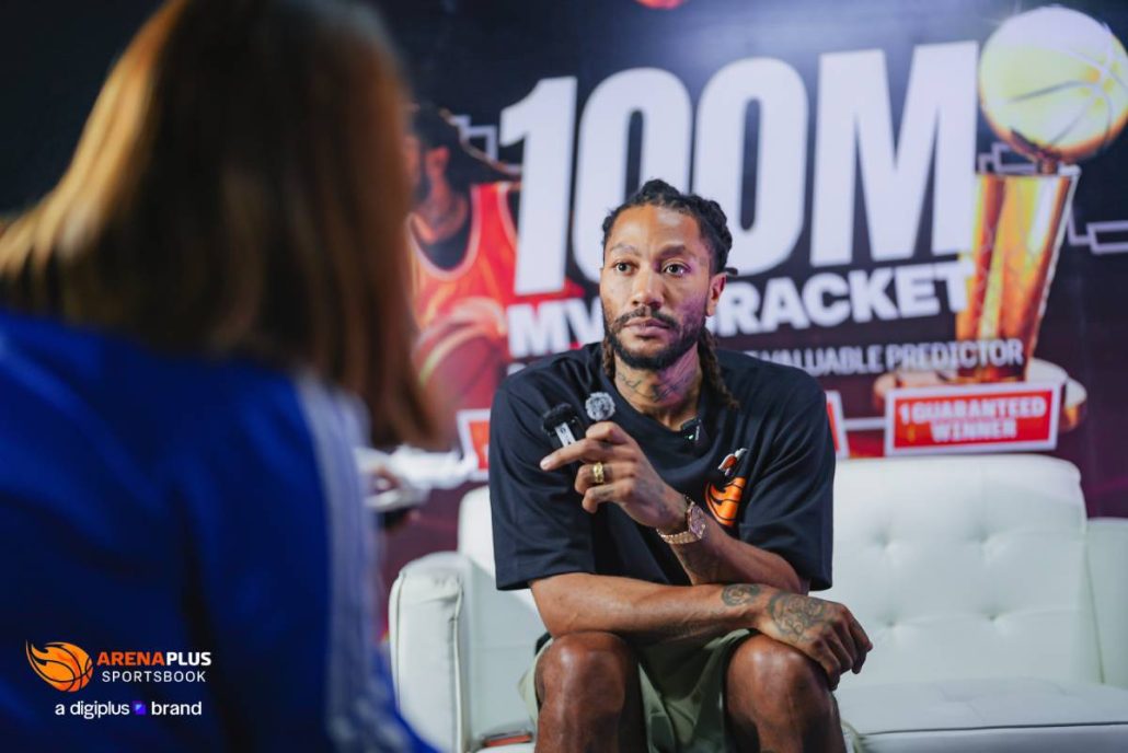 Derrick Rose sits down with the media after the event
