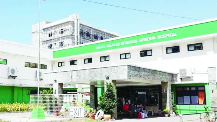 Antique_health_lane_compressed_resized The Angel Salazar Memorial General Hospital in San Jose de Buenavista, Antique, where provincial officials plan to streamline salary processing for hospital workers through the proposed “health lane” system, alongside similar improvements across all district hospitals in the province. PROVINCE OF ANTIQUE PHOTO