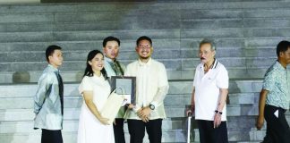 Capiz Gov. Fredenil H. Castro and Aklan Vice Gov. Dexter M. Calizo, representing Governor Jose Enrique Miraflores, joined officials from Romblon led by Board Member Maria Rhosarean Solis during the “Kapusod Imaw” cultural exchange at the Capiz Provincial Capitol. CAPIZ PROV’L GOV’T COMMUNICATIONS OFFICE