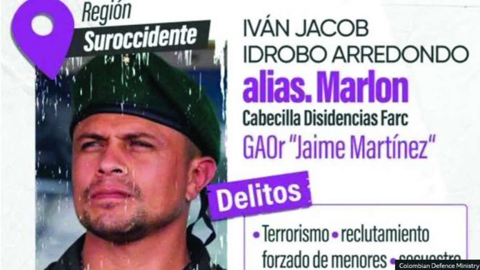 Colombia.JPG_resized A “wanted” posted bears a photo and the name of the man known as alias “Marlon”. The posted, issued by the Colombian defense ministry accuses him of a number of crimes, including "terrorism, forced recruitment of children, kidnapping". COLOMBIAN DEFENCE MINISTRY