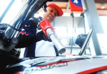 Rollback offers relief but more aid needed – Marcos; Gov’t will sustain its interventions An attendant refills the fuel tank of a motorcycle at a gas station in Paco, Manila. President Ferdinand Marcos Jr. has announced that fuel prices will drop, with diesel set to record the largest reduction. PNA