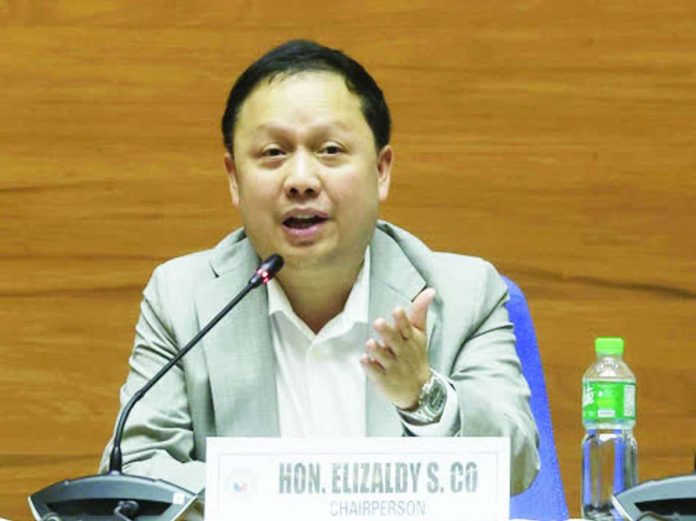 Zaldy_copy_compressed_resized According to the Department of Justice, former lawmaker Elizaldy “Zaldy” Co is using an expired Philippine passport and a valid Schengen visa, enabling him to travel across several European countries without border restrictions.