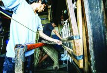 $500-M ADB fund eyed for bamboo industry Jun, 40, and Jerome, 21, weave blinds made from bamboo sticks and leaf midribs at a workshop in Pasig City on April 13, 2026. The Department of Agriculture is looking to avail of $300 million to $500 million from international financial institutions, citing the huge potential for engineered bamboo as an alternative material for construction. PNA PHOTO BY JOAN BONDOC