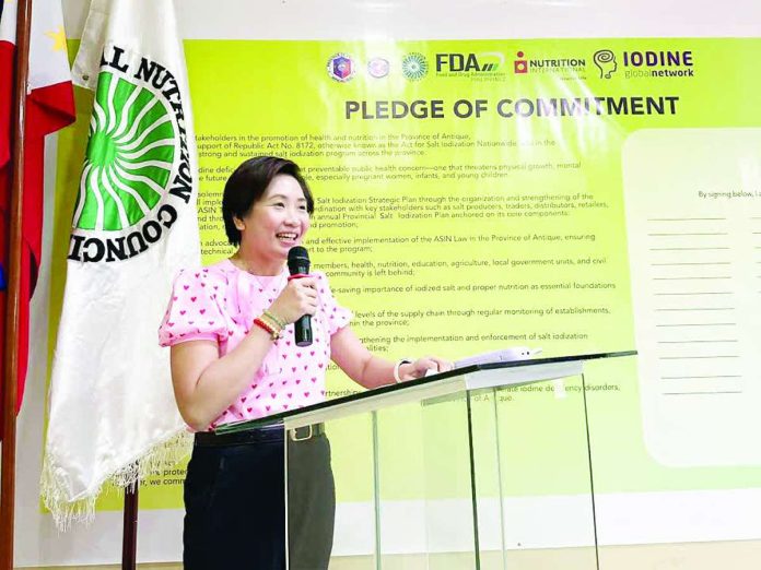 ime_malnutrition_copy_compressed_resized Western Visayas’ nutrition program coordinator Sheryl Sedantes attributes the steady decline in malnutrition cases to the proactive role of local chief executives, particularly in implementing nutrition-focused programs such as supplemental feeding and promoting “Go, Grow and Glow Foods.” PHOTO FROM NNC VI FACEBOOK PAGE