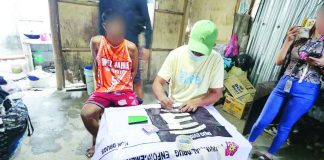 Joint police operatives apprehended alias “Negro” (left), classified as a high-value individual, in an anti-illegal drug operation in Barangay Naslo, Pototan, Iloilo on April 25. Seized from his possession were five plastic sachets containing suspected shabu valued at around P1,224,000. IPPO PHOTO