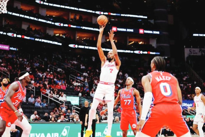 sports Durant Houston Rockets’ Kevin Durant pulls up for a shot against Philadelphia 76ers. PHOTO BY IMAGN IMAGES