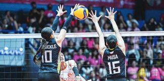 Farm Fresh Foxies’ Trisha Tubu scores against two Nxled Chameleons defenders. PVL PHOTO