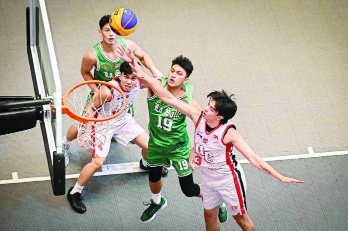 sports_UAAP_copy_compressed_resized Andrei Dungo powered De La Salle University Green Archers to an unbeaten start in UAAP Season 88 men’s 3x3 basketball. UAAP PHOTO