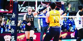 Graduating players Bernadett Pepito and Jonna Perdido extended their collegiate careers after UST ousted Adamson in the UAAP Season 88 women’s volleyball stepladder Final Four. UAAP PHOTO