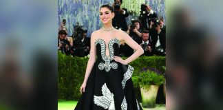 US actress Anne Hathaway arrives for the 2026 Met Gala celebrating “Costume Art” at the Metropolitan Museum of Art, in New York, on May 4, 2026. PHOTO COURTESY OF VOUGE PHILIPPINES