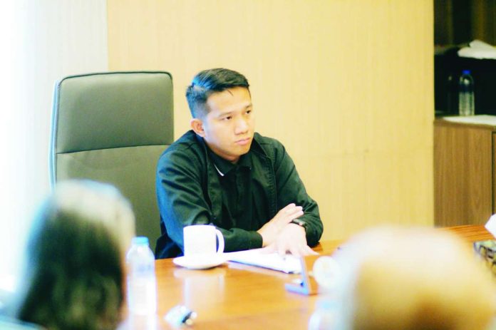 Bacolod City Administrator Atty. Mark Steven Mayo discussed the creation of a Technical Working Group (TWG) tasked with evaluating long-term options for the city slaughterhouse ahead of the expiration of its joint venture agreement in 2028. The TWG will study legal, financial, operational, and infrastructure alternatives to ensure the continued delivery of slaughterhouse services in the city. BCCO PHOTO