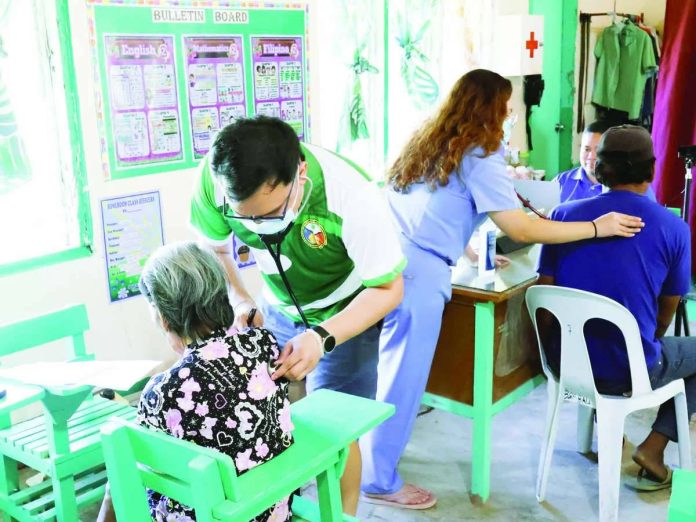DOH_Antique_caravan_copy_compressed_resized Indigenous residents of Barangay General Fullon in San Remigio, Antique availed of free medical, dental, and social services during the 2nd Serbisyo Caravan led by DOH-6 and partner agencies on April 29, 2026. DOH-WV PHOTO