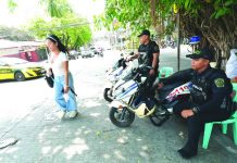 FEELING SAFE: PNP tallies crimes down 12% under ‘Safer Cities’ project POLICE VISIBILITY. Quezon City Police District officers patrol a major road in Barangay South Triangle, Quezon City. Increased police visibility supports the Department of the Interior and Local Government’s “Safer Cities” program aimed at deterring crime and ensuring public safety. PNA