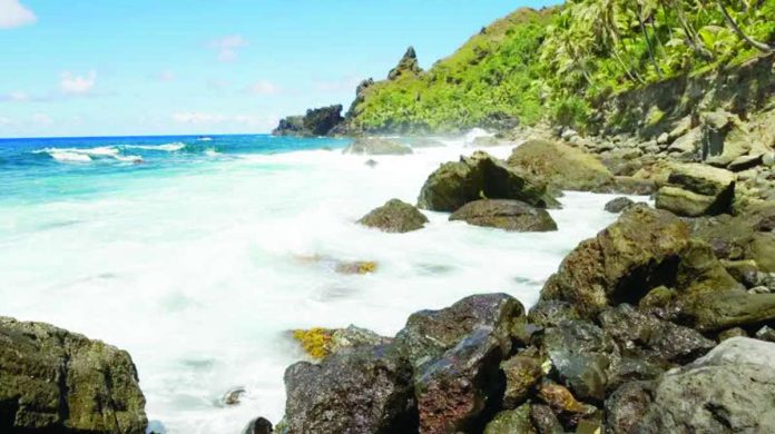 Hanta_compressed_resized The remote Pitcairn Islands has a population of about 50 people. MICHAEL DUNNING / GETTY IMAGES