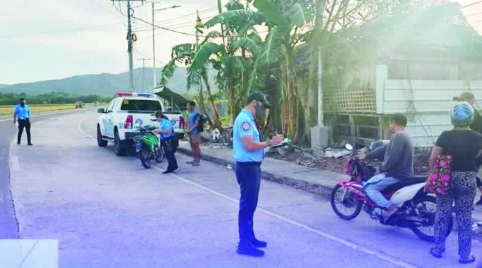 LTO_violators_compressed_resized From 4 to 9, 2026, Land Transportation Office Region 6 law enforcers flagged hundreds of vehicles, targeting unregistered public utility vehicles, unauthorized van operators, and motorists committing traffic violations that jeopardize the safety of commuters and other road users. LTO-6 PHOTO