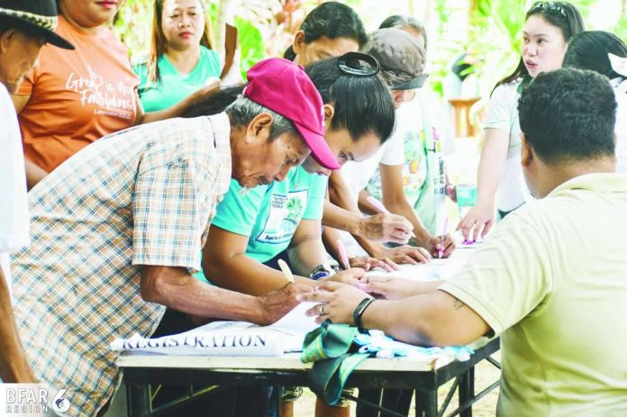 Neljoy_Fisherfolk_Day_copy_compressed_resized Fisherfolk in Ajuy, Iloilo register for various government support services during the celebration of Fisherfolk Day on May 27, 2026. The event provided free medical and dental services, livelihood assistance, fisheries education, and other support programs aimed at improving the welfare of coastal communities. BFAR-6
