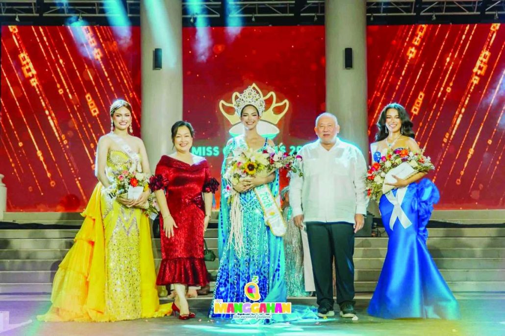  Miss Guimaras 2026 Belle Kate Gatilogo of Sibunag, first runner-up Kin Alliyah Billote of Buenavista, and second runner-up Shiela Muya of Buenavista pose with Gov. Lucille Nava (second from left) and Cong. JC Rahman Nava(second from right)  during the coronation night of the Manggahan Festival pageant.