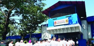 Applicants for the regular and attrition quotas of the Philippine National Police queued for their turn to undergo the agility physical test conducted on May 6 and 7, 2026, at the Bacolod City Police Office grounds. MAE SINGUAY/PN