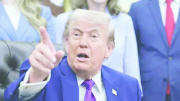 US_resized_compressed_resized United States President Donald Trump says Iran’s leaders are “very dishonorable people”, adding: “Look, I’ve had to deal with them four or five times – they change their mind.”
