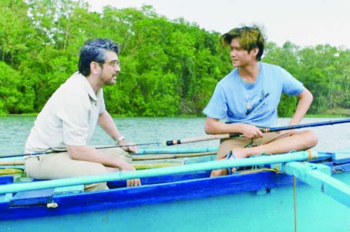 drug_war_story_copy_compressed_resized Ian Veneracion (left) and Harvey Bautista in a scene from “Drug War”. REIN ENTERTAINMENT PHOTO