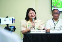 DEEP WELLS SHOW DECLINING LEVELS; Iloilo City girds for emergency water distribution “Naka-experience na kita sang El Niño — kulang gid ‘ya ang tubig. Dako gid na nga impact. So now we’re monitoring. Ready kita mag-water distribution para sa aton nga mga pumoluyo,” says Mayor Raisa Treñas. Right photo shows a tanker distributing water to residents of Barangay Tanza Timawa 1, Iloilo City in May last year. DYRI RMN ILOILO PHOTO