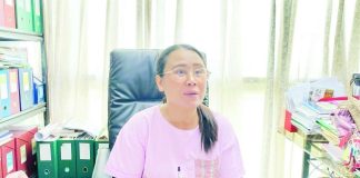 “Kun makakita kita migratory birds, indi pagtandugon. Wala kita kabalo basi carrier sila sang mga sakit. Pabay-an lang naton sila,” says Forester Mitzi Peñaflorida, head of Iloilo’s Provincial Government Environment and Natural Resources Office’s Environmental Programs and Management Services Division. IME SORNITO/PN