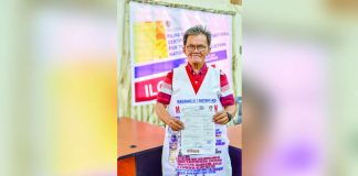 ALL GUTS, NO GLORY. In this photo taken on October 15, 2018 Iloilo City’s perennial election candidate – and loser – Carmelo “Mel” Carreon announces his withdrawal of his certificate of candidacy for senator. He instead decided to run for mayor – and eventually failed. PN FILE