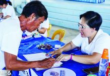 357 fishers get P2,325 fuel subsidy each from BFAR Around 38,300 fisherfolk from different provinces and municipalities across Western Visayas are expected to benefit from the continuing rollout of assistance, according to the Bureau of Fisheries and Aquatic Resources. The payout started in Banate, Iloilo on May 11. 2-26. BFAR-6