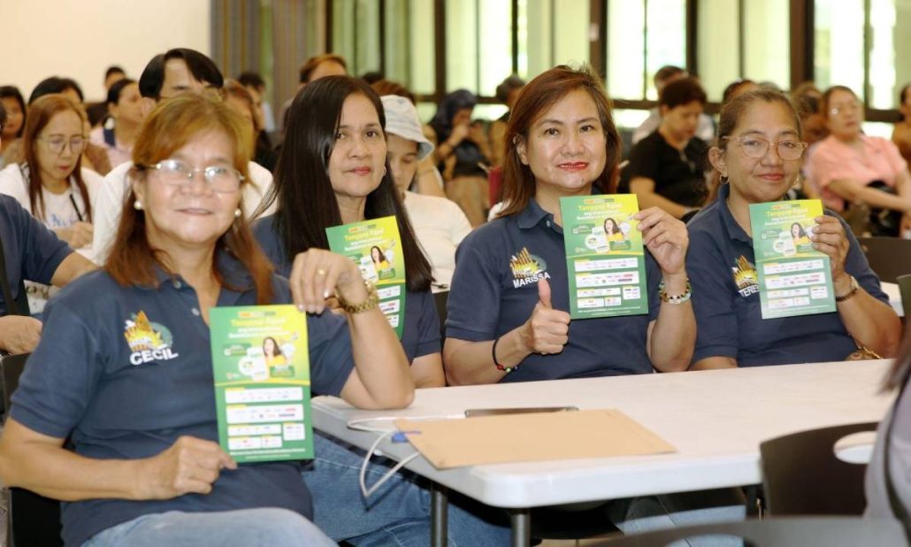 OFWs and their families during the session delivered by the Palawan Group of Companies