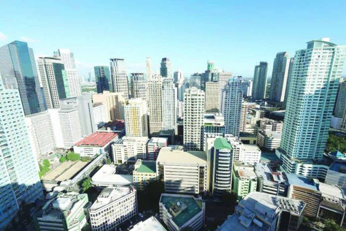 oil_price_shock_compressed_resized The Philippine economic growth in the first quarter of 2026 was the lowest since the first three months of 2021. The weak growth was blamed on the Middle East conflict, a scandal involving billions of pesos in fraudulent state-funded flood control projects, and the delayed approval of the national budget. PHOTO COURTESY OF GMA NEWS
