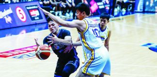 Meralco Bolts guard Kier John Quinto loses the ball after being pressured by Magnolia Chicken Timplados Hotshots center Ian Sangalang during their PBA Season 50 Commissioner’s Cup quarterfinal clash at the Ynares Center in Antipolo City. PBA PHOTO
