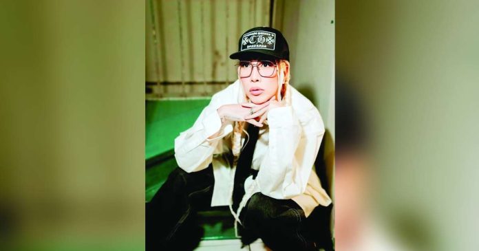 vice ganda slams copy_superimposed VICE GANDA. ROXASYDNEY PHOTO